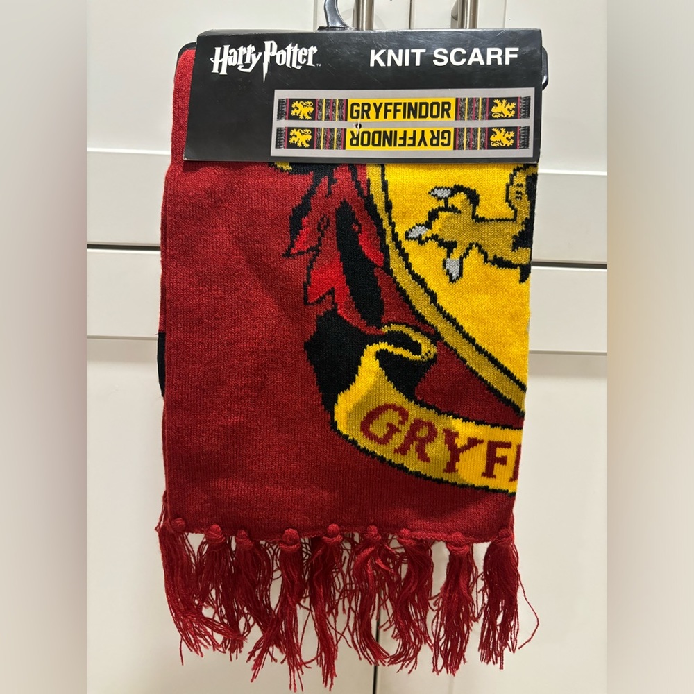 Harry Potter Gryffindor Knit Scarf One Size Maroon, Yellow, Black & Gray